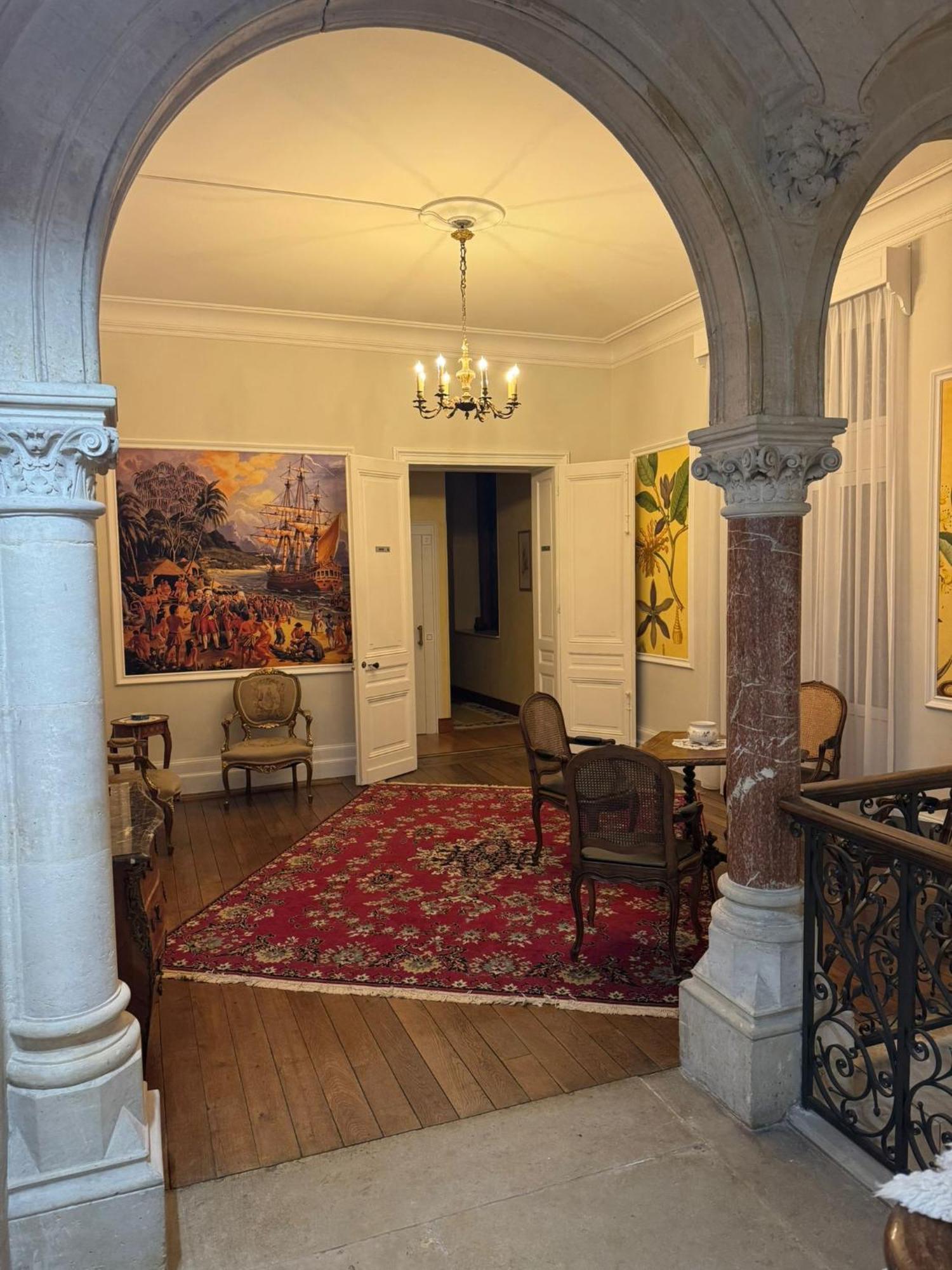 Gasthuis Chateau Moncassin *